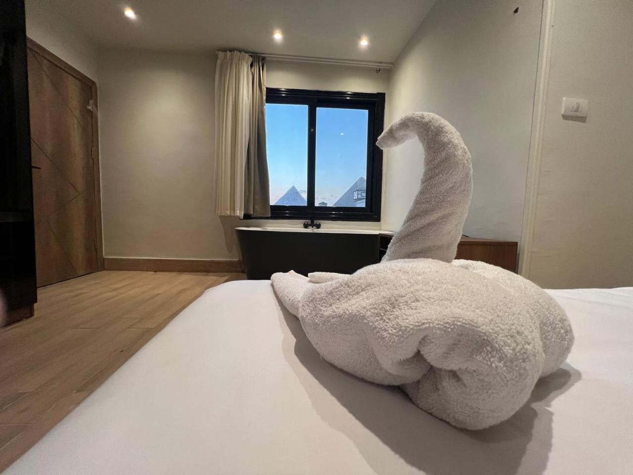 Kafret el-Gabal Maro Pyramids Hotel מראה חיצוני תמונה