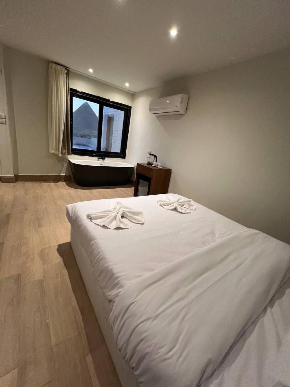 Kafret el-Gabal Maro Pyramids Hotel מראה חיצוני תמונה