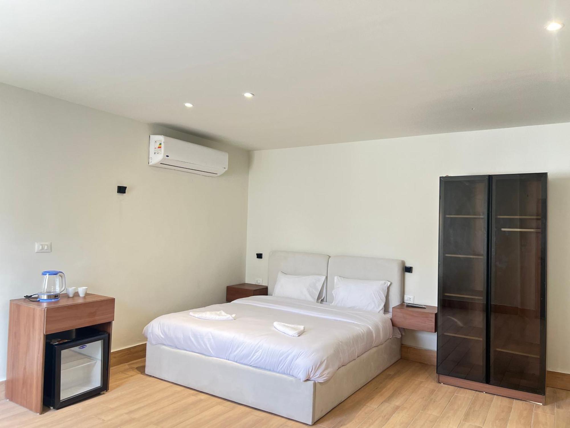 Kafret el-Gabal Maro Pyramids Hotel מראה חיצוני תמונה